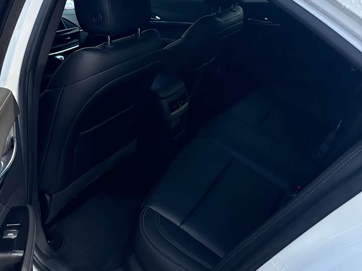 Фото 5 - Cadillac CT4