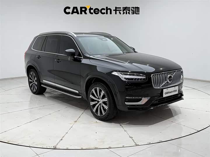 Фото 4 - Volvo XC90