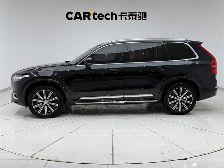 Фото 6 - Volvo XC90