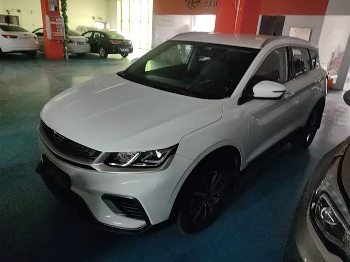 Фото 1 - Geely Coolray