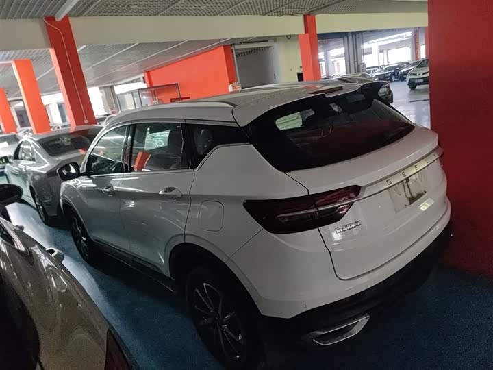 Фото 5 - Geely Coolray