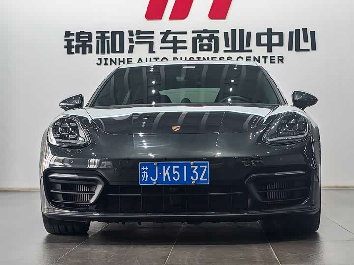Фото 3 - Porsche Panamera