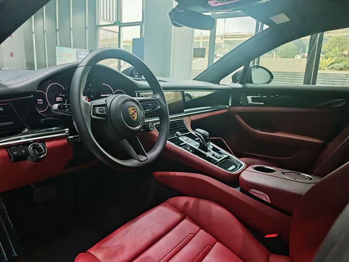 Фото 6 - Porsche Panamera