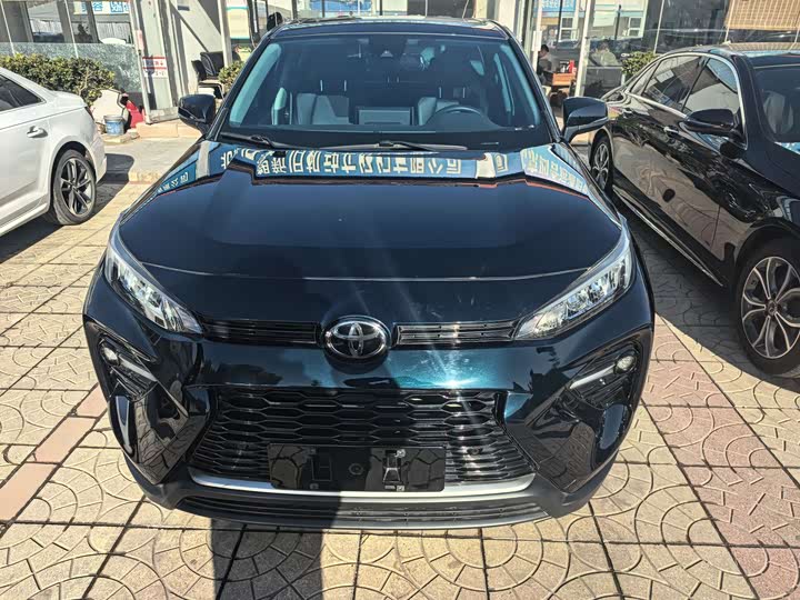 Фото 2 - Toyota Wildlander