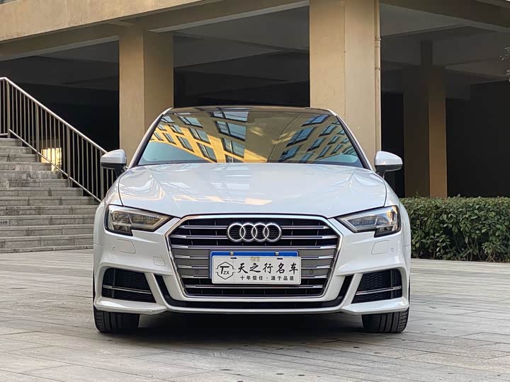 Фото 2 - Audi A3