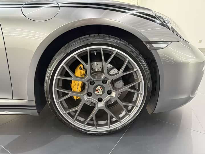 Фото 5 - Porsche 718