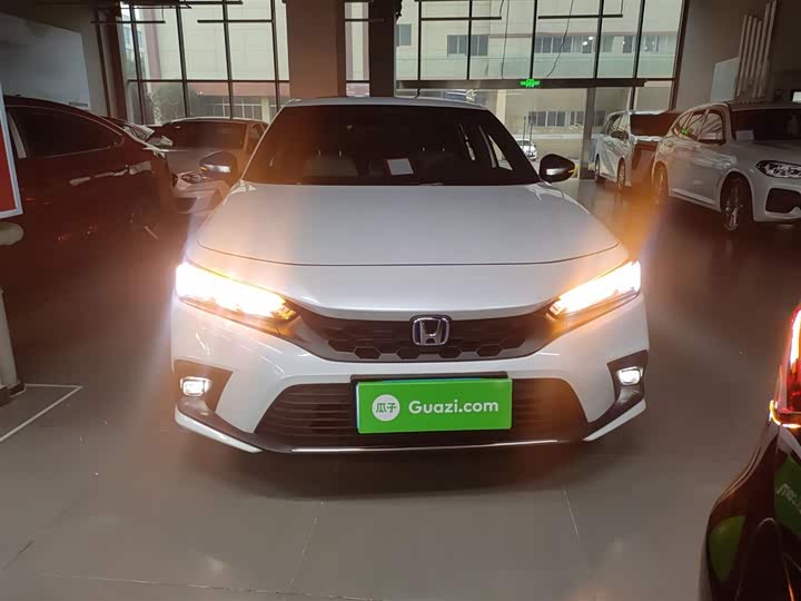 Фото 3 - Honda Civic