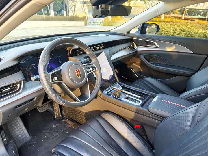 Фото 8 - Hongqi H5