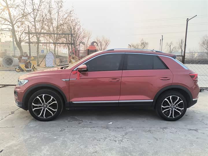 Фото 5 - Volkswagen T-Roc