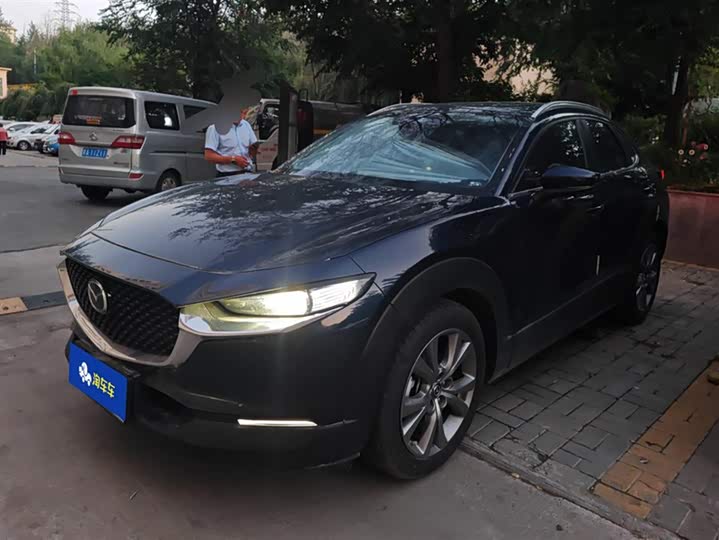 Фото 1 - Mazda CX-30