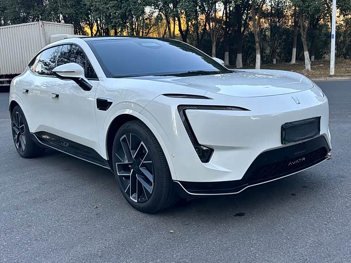 Фото 3 - Avatr 11