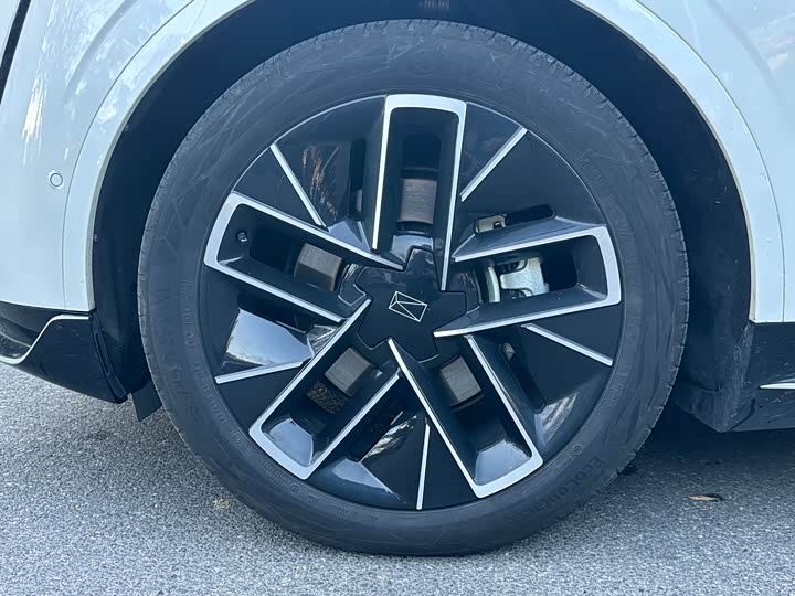 Фото 5 - Avatr 11