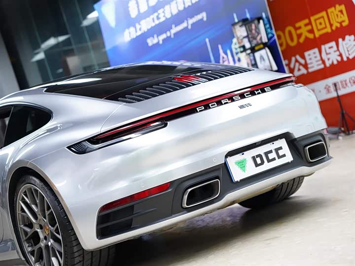 Фото 3 - Porsche 911