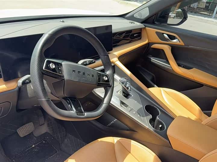 Фото 3 - Roewe RX5