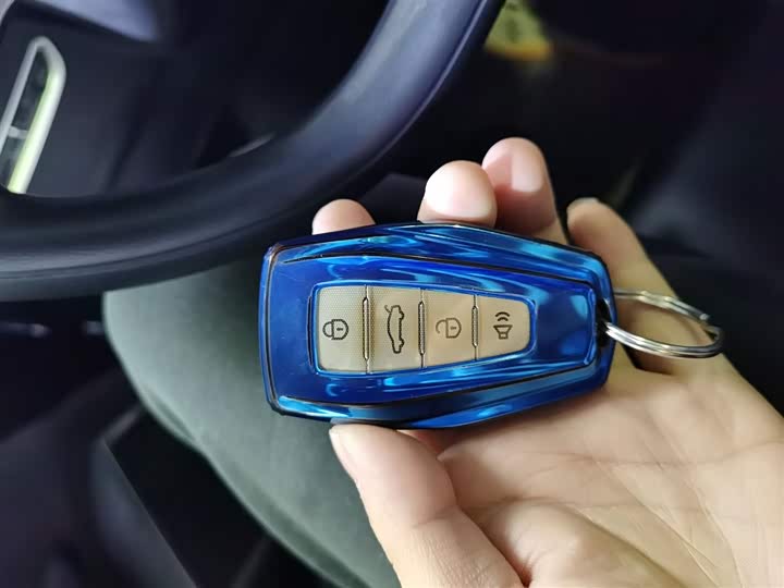 Фото 9 - Geely Geometry A