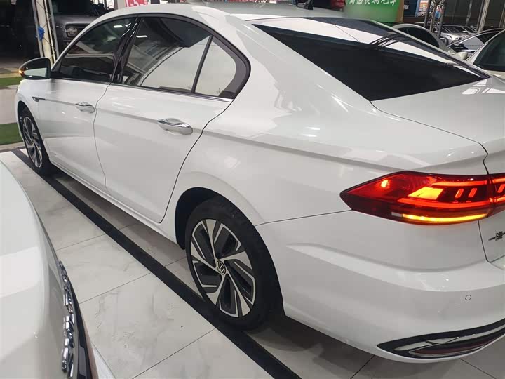 Фото 5 - Volkswagen Bora