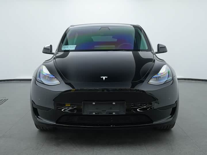 Фото 2 - Tesla Model Y
