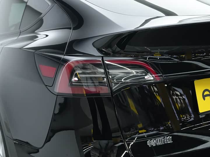 Фото 7 - Tesla Model Y