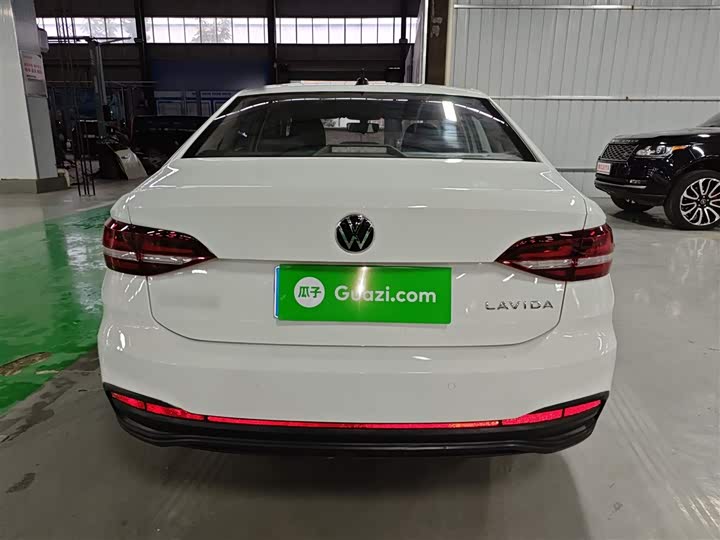 Фото 6 - Volkswagen Lavida