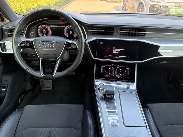 Фото 7 - Audi A6L