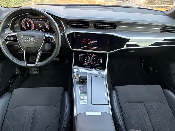 Фото 8 - Audi A6L