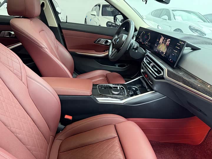 Фото 4 - BMW 3 Series