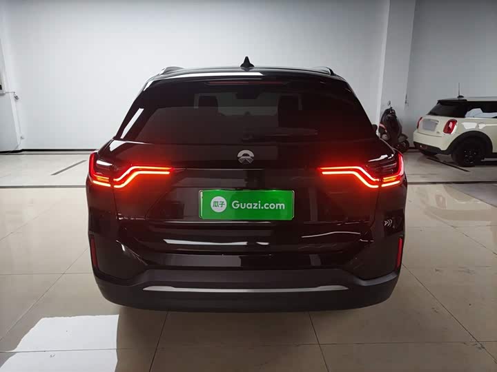 Фото 6 - Nio ES6