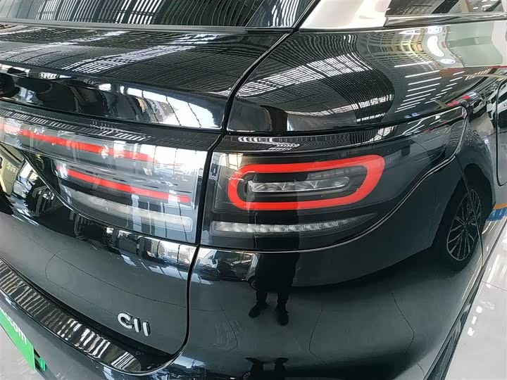 Фото 8 - Leapmotor C11