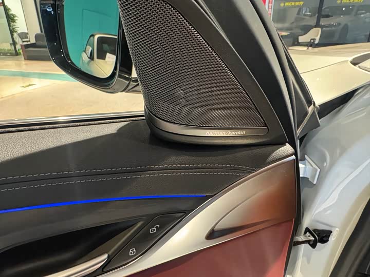 Фото 6 - BMW 5 Series