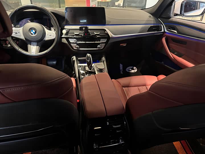 Фото 7 - BMW 5 Series