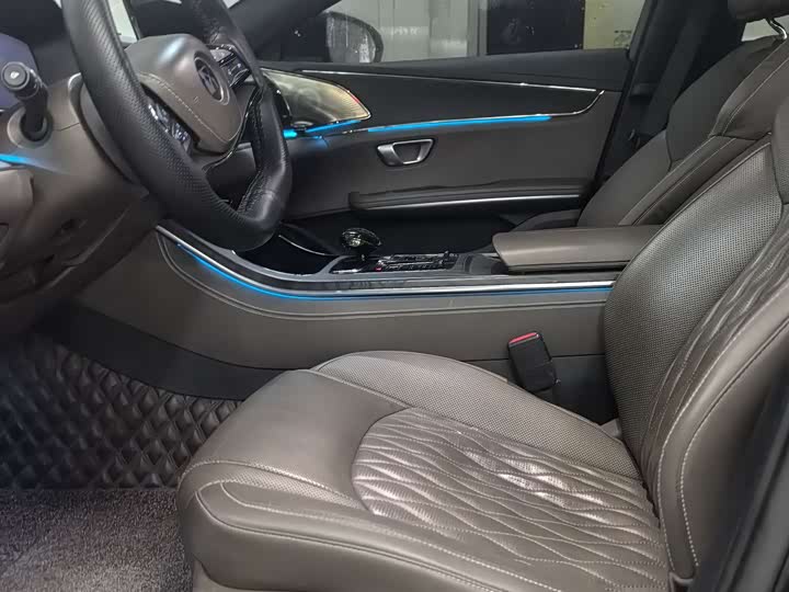 Фото 9 - BYD Han