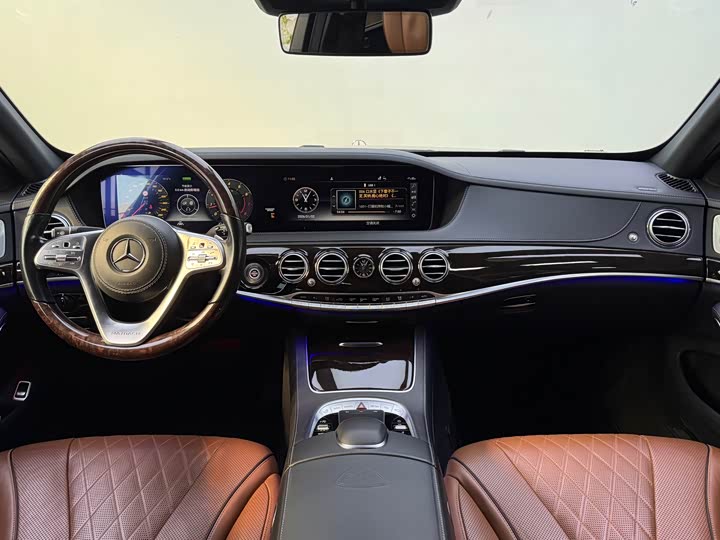 Фото 5 - Mercedes-Benz Maybach S-Class