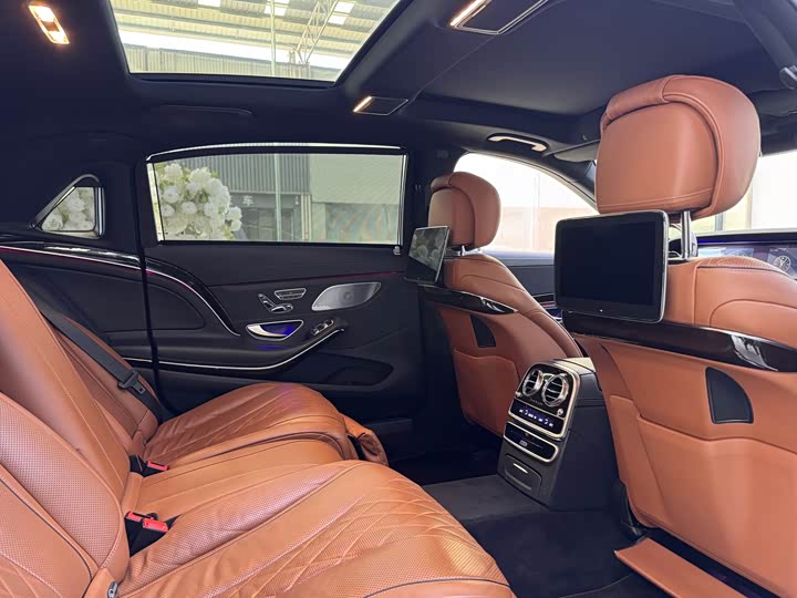 Фото 6 - Mercedes-Benz Maybach S-Class
