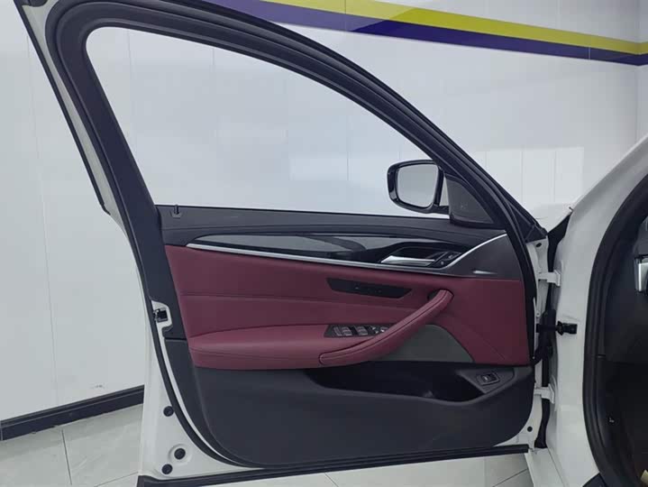 Фото 7 - BMW 5 Series