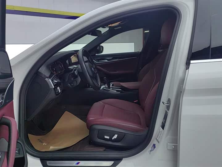 Фото 9 - BMW 5 Series