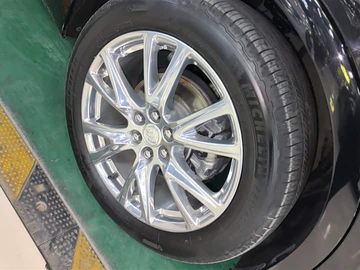 Фото 6 - Buick Enclave