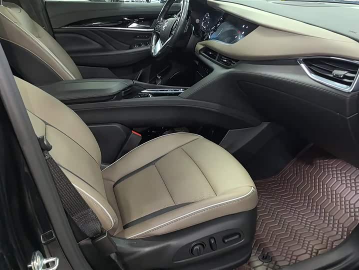 Фото 8 - Buick Enclave