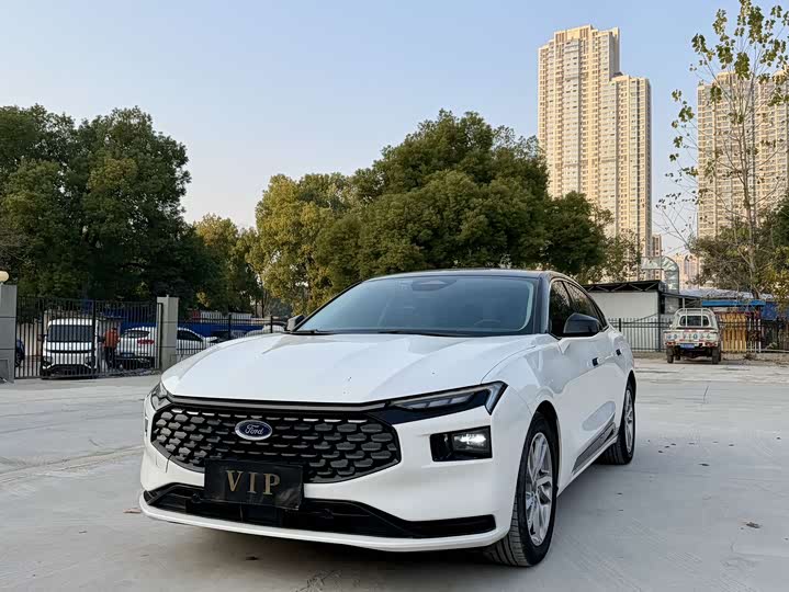 Фото 1 - Ford Mondeo