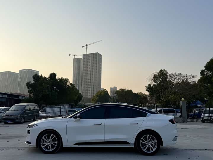 Фото 5 - Ford Mondeo