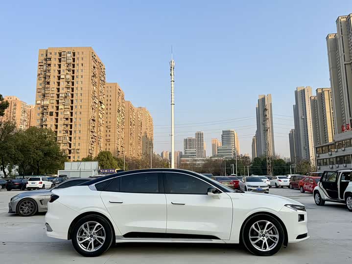 Фото 6 - Ford Mondeo