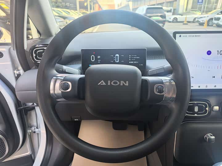 Фото 6 - GAC Aion UT