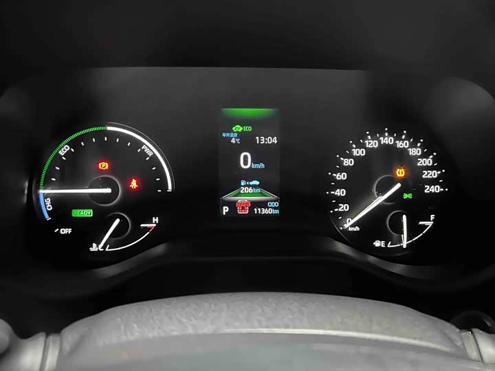 Фото 9 - Toyota Sienna