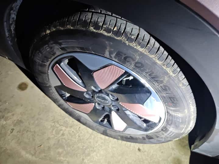 Фото 6 - BYD Dolphin