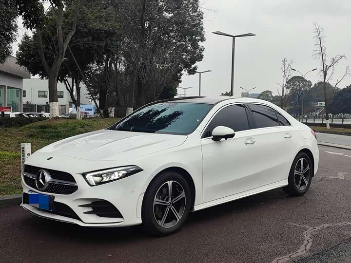 Фото 1 - Mercedes-Benz A-Class