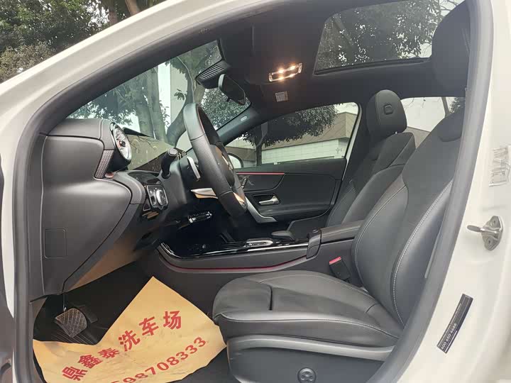 Фото 8 - Mercedes-Benz A-Class