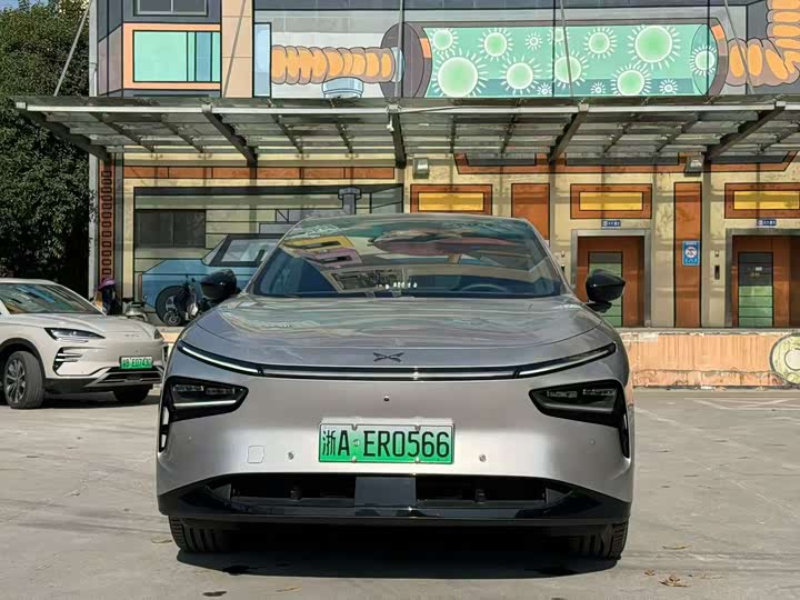 Фото 2 - XPeng G7