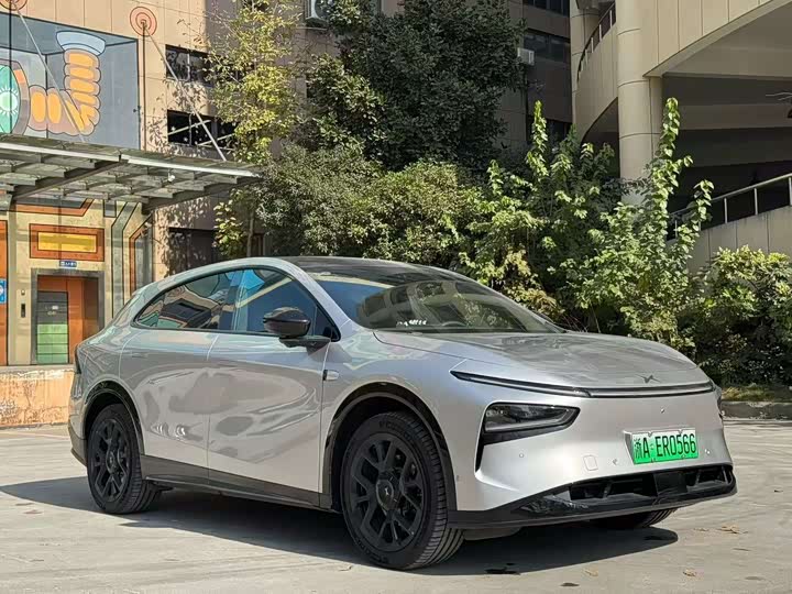 Фото 3 - XPeng G7