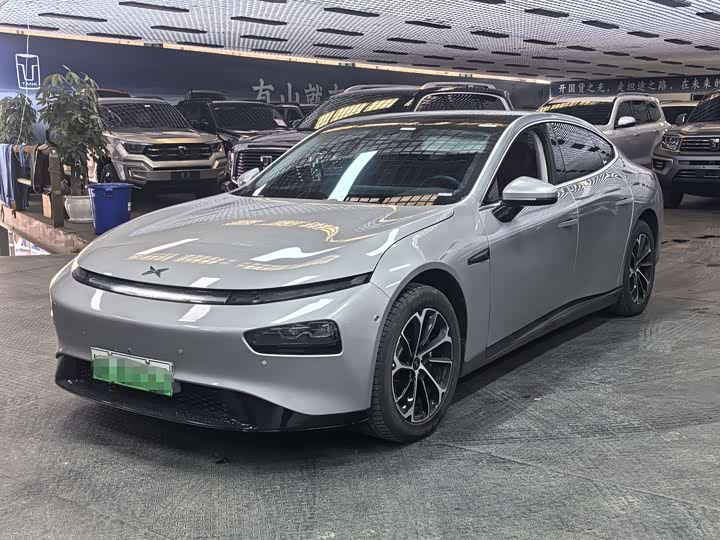 Фото 1 - XPeng P7