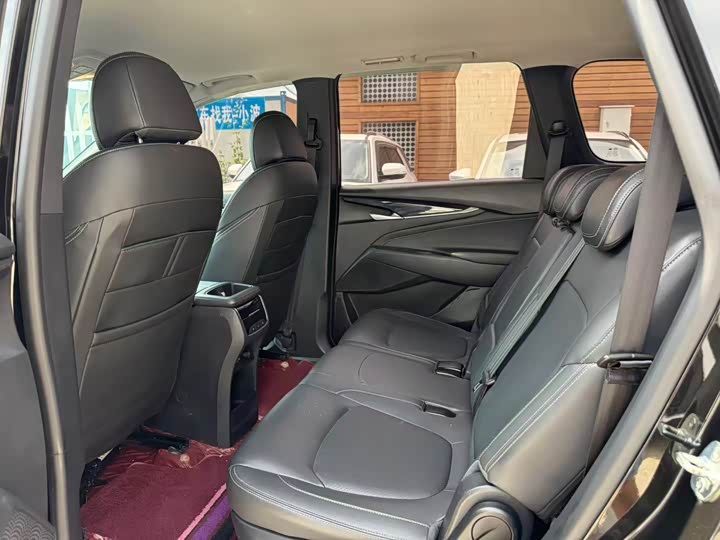 Фото 5 - Maxus G50