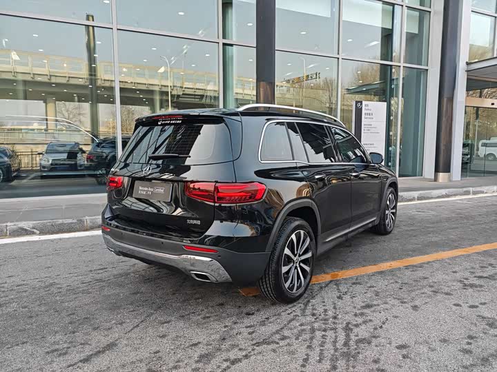 Фото 3 - Mercedes-Benz GLB-Class